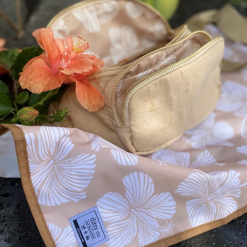 Ditty Co Store . - Lanikai Small Diaper Bag - Portable Changing Pad - Crossbody Bags For Women - Fanny Pack - Baby Travel Essentials (Natural Tan) - Image 4